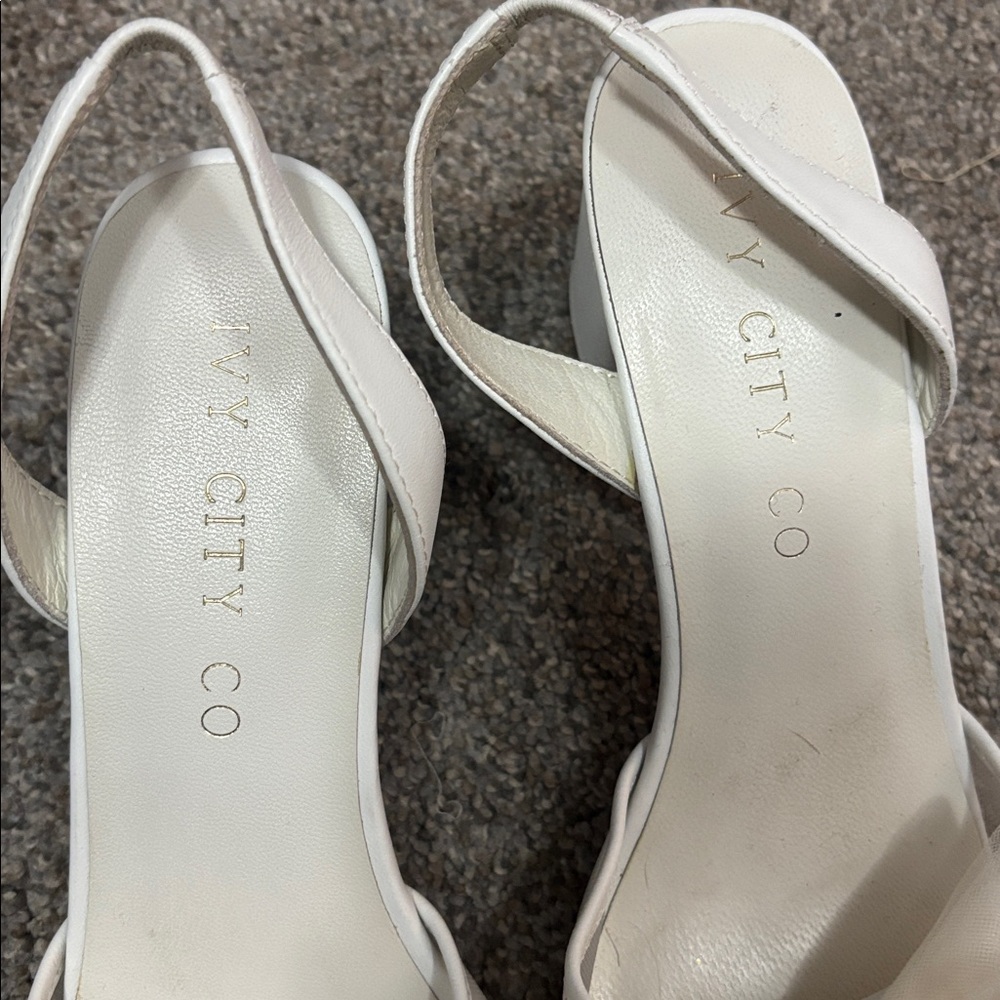 Ivy city co White Slingback Heels with Bow - Picture 2 of 4